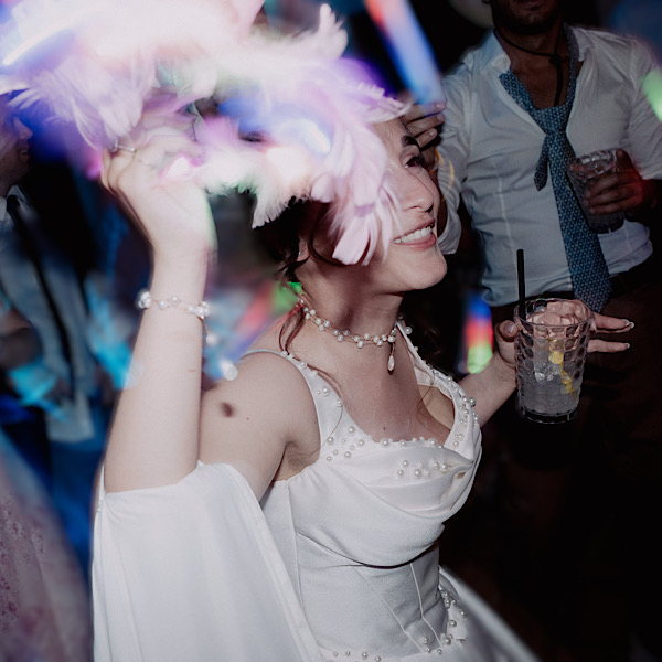 Entertainment & Atmosphere